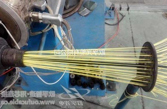 甘南藏族自治州ADSS光缆有什么技术参数 金具与光缆怎么配合使用