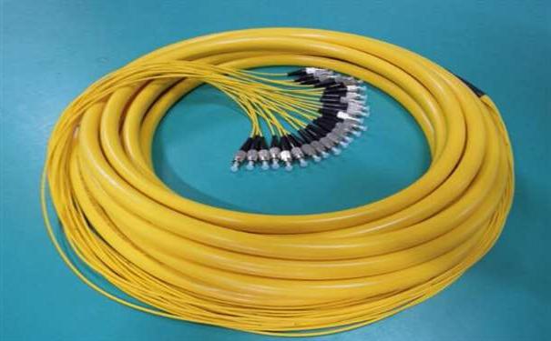 甘南藏族自治州分支光缆如何选择固定连接和活动连接